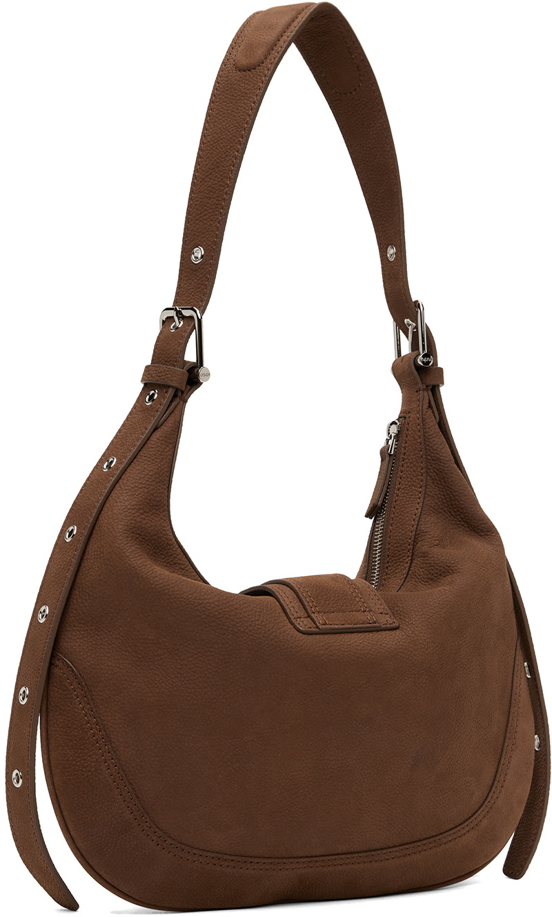 MUSINSA | OSOI MESSENGER BROCLE [PEANUT BROWN]