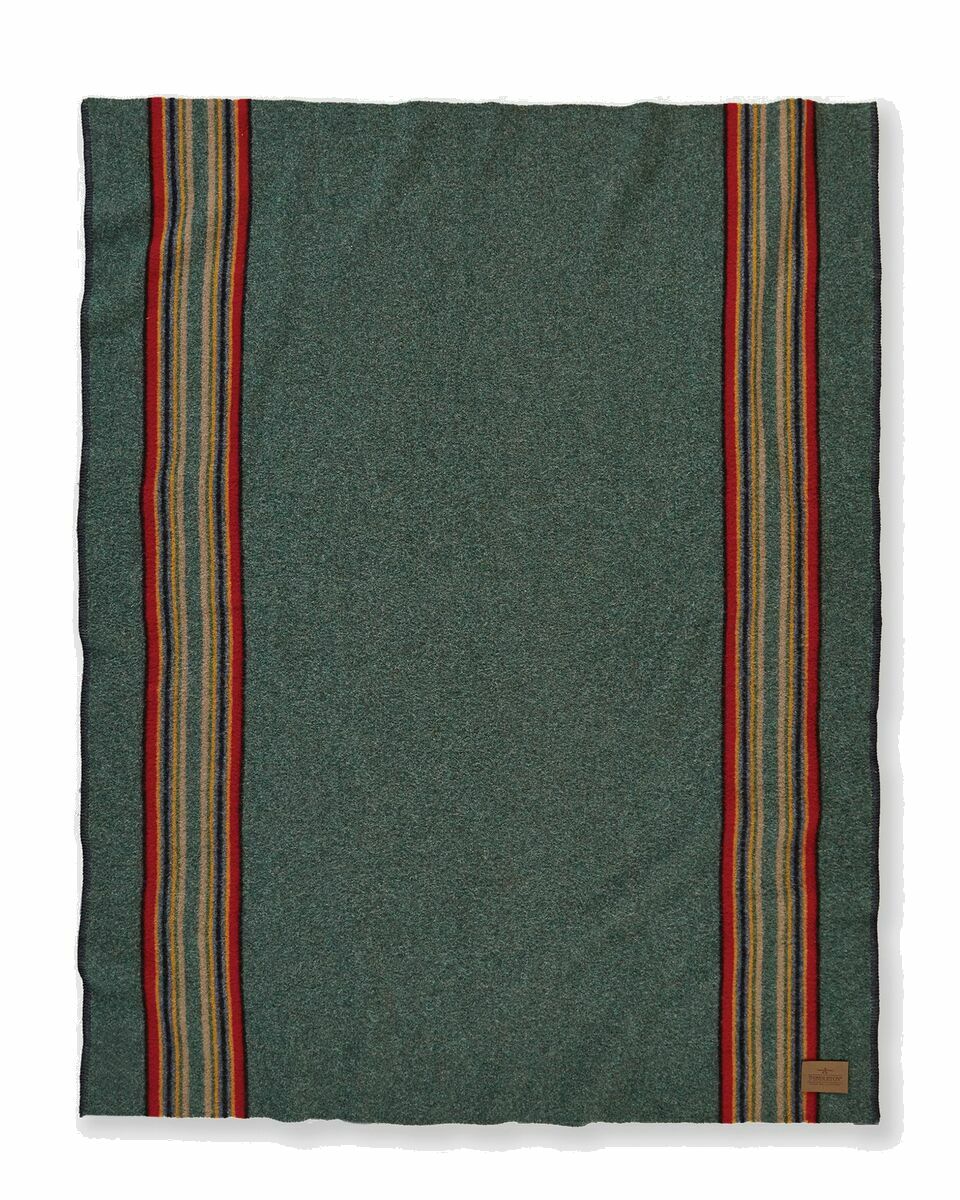 Photo: Pendleton Yakima Camp Blanket (137 X 168cm) Green - Mens - Home Deco