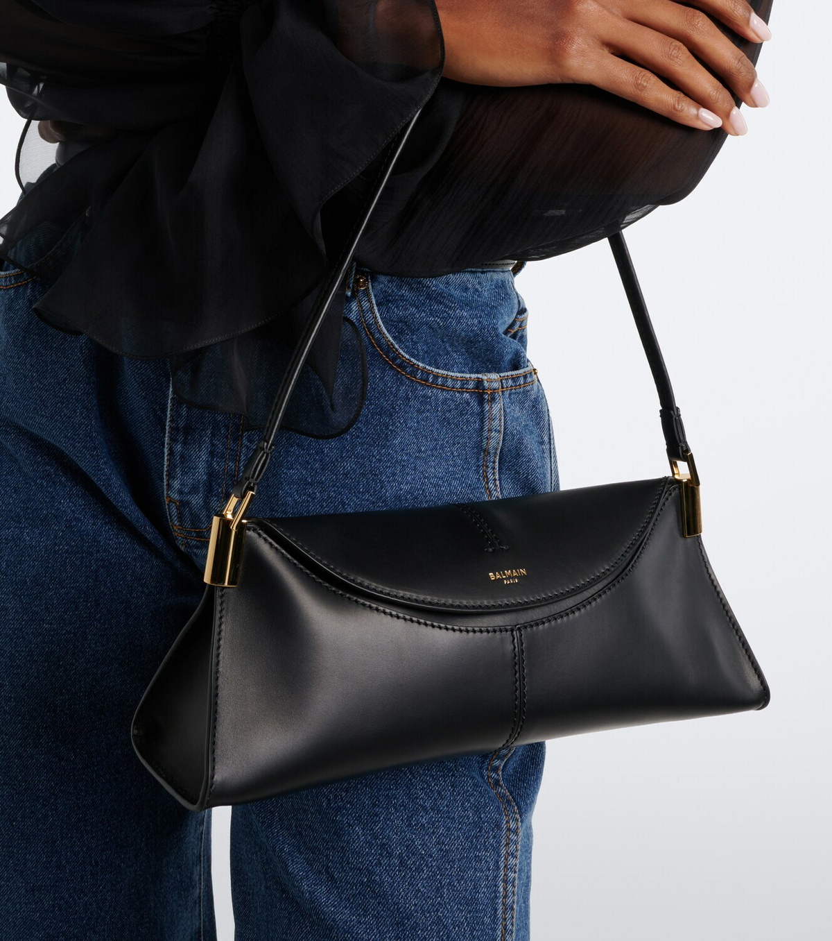 Balmain 64-83 Small leather shoulder bag