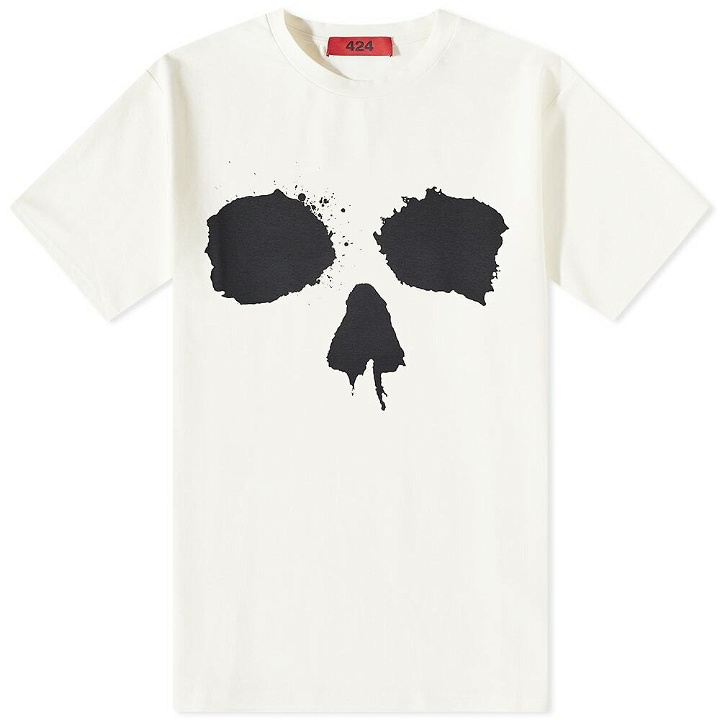 Photo: 424 Men's Skull T-Shirt in White