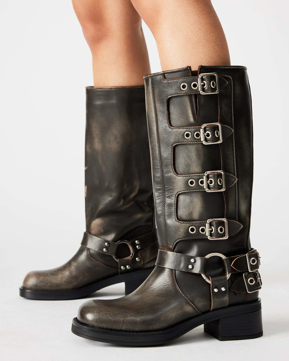 Steve Madden Rockyy Boots in Brown