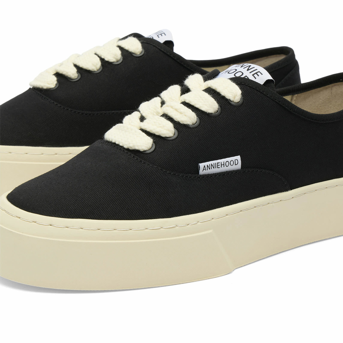 ANNIE HOOD Men's Hood Lace Up Sneaker in Black
