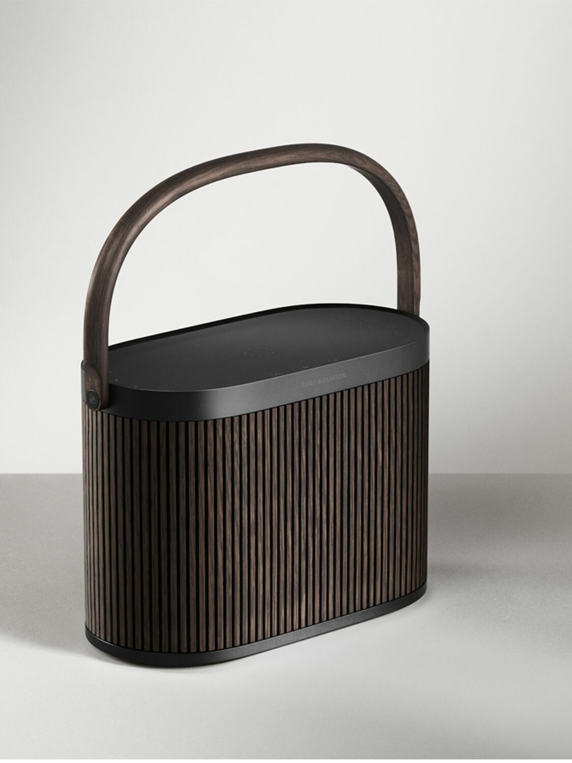 BANG & OLUFSEN Beosound A5 Speaker