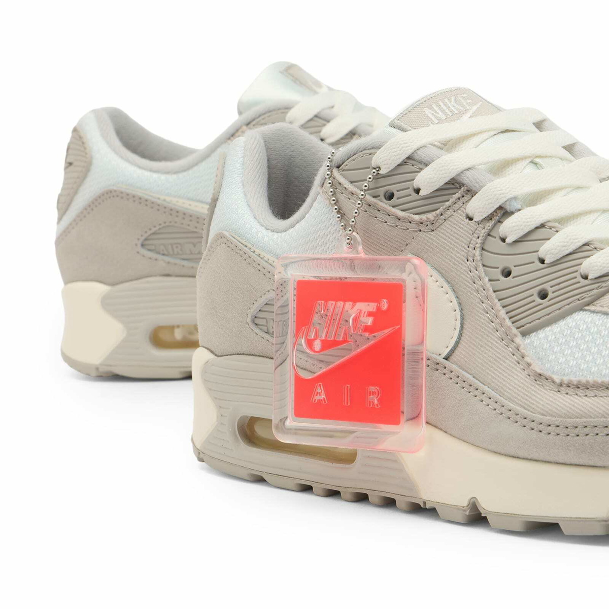 Nike Air Max III 2.0 Sneaker in Light Bone/Sail/Coconut Milk/Infrared