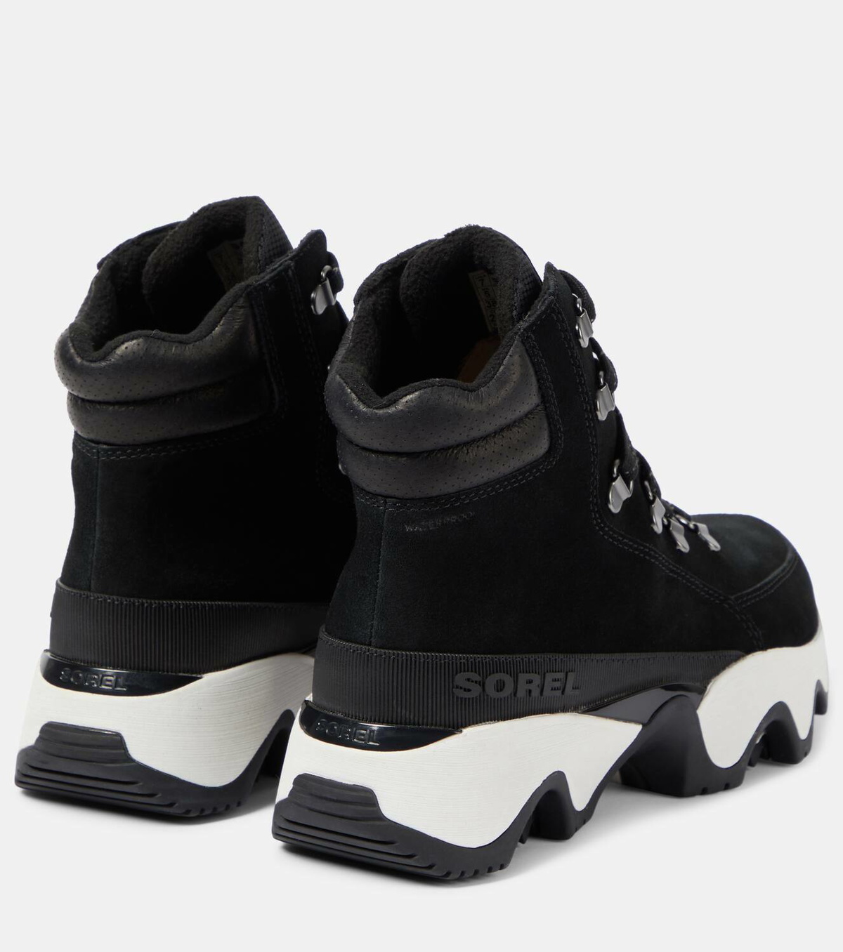 sorel kinetic conquest ankle boots