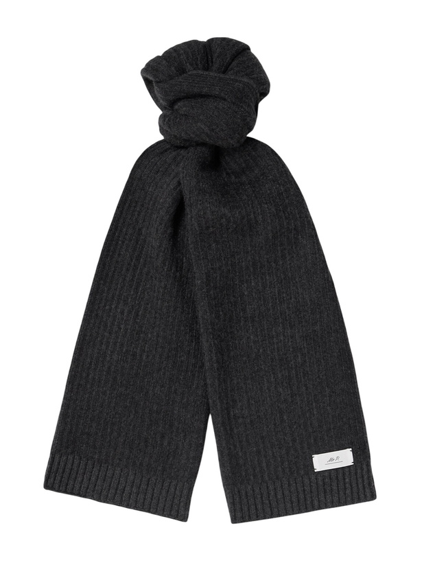 Photo: Mr P. - Ribbed Cashmere Scarf