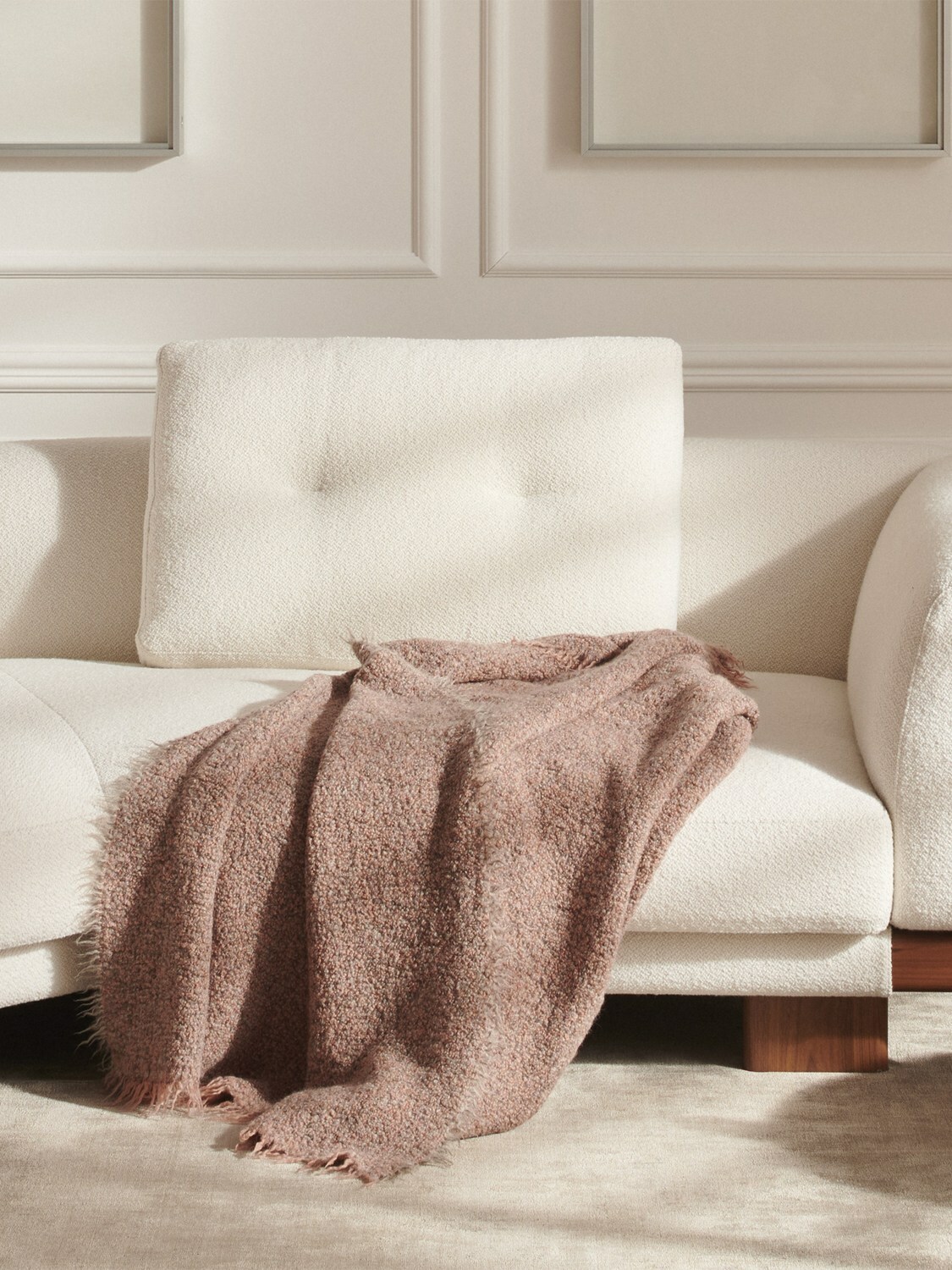 CASSINA Multi Throw