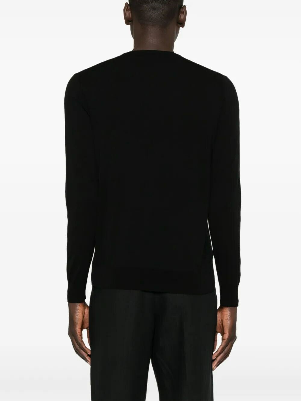 Ballantyne R Neck Pullover in Black