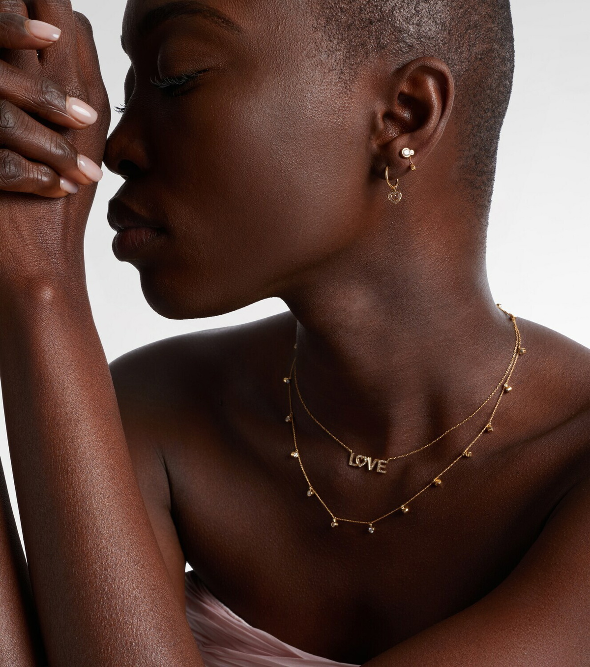 Sophie Bille Brahe Lettre De Mini Cœur 18kt gold single hoop earring with diamonds
