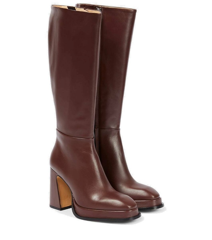Photo: Souliers Martinez Begonia leather knee-high boots