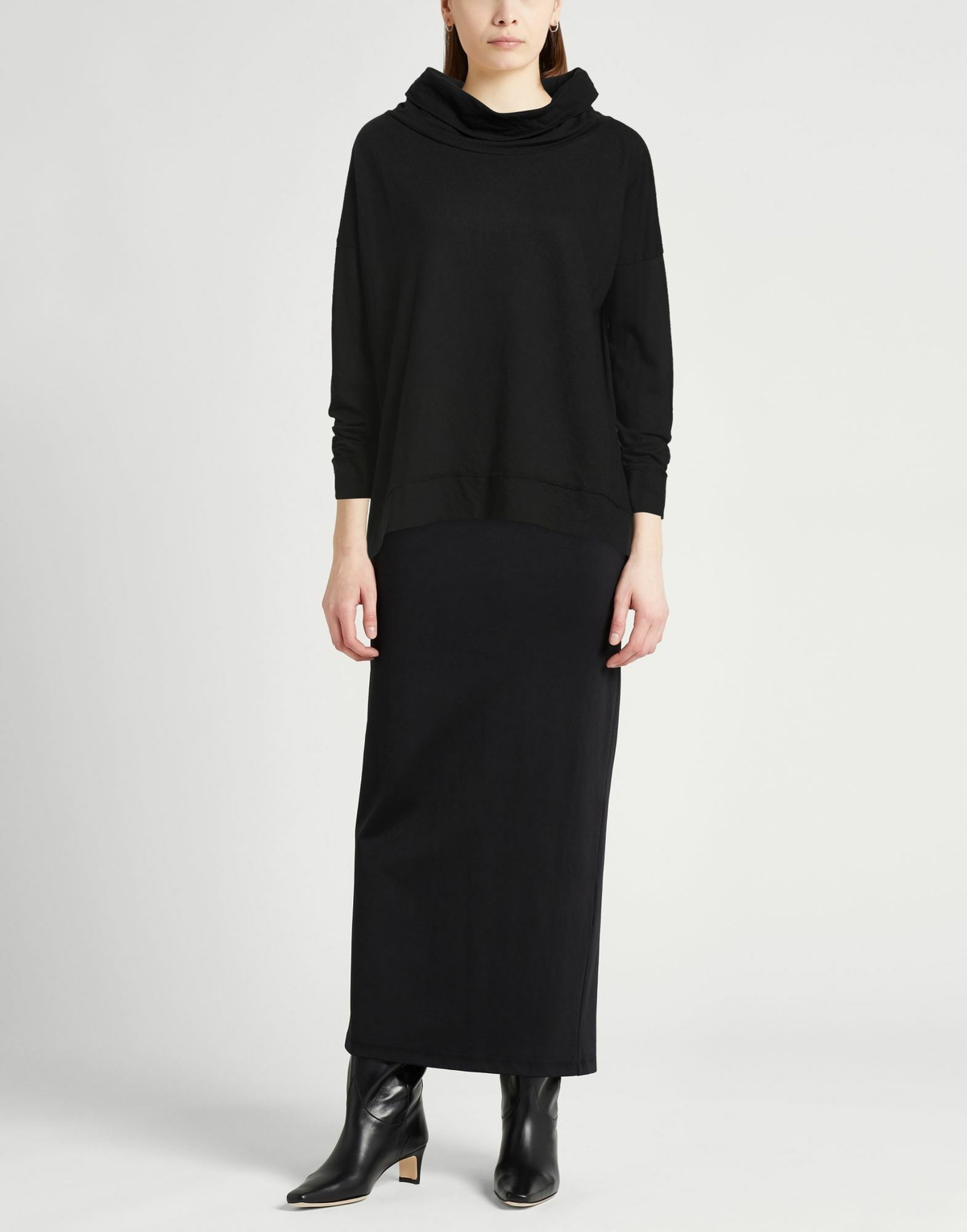 Crossley Womens T-shirt in Black