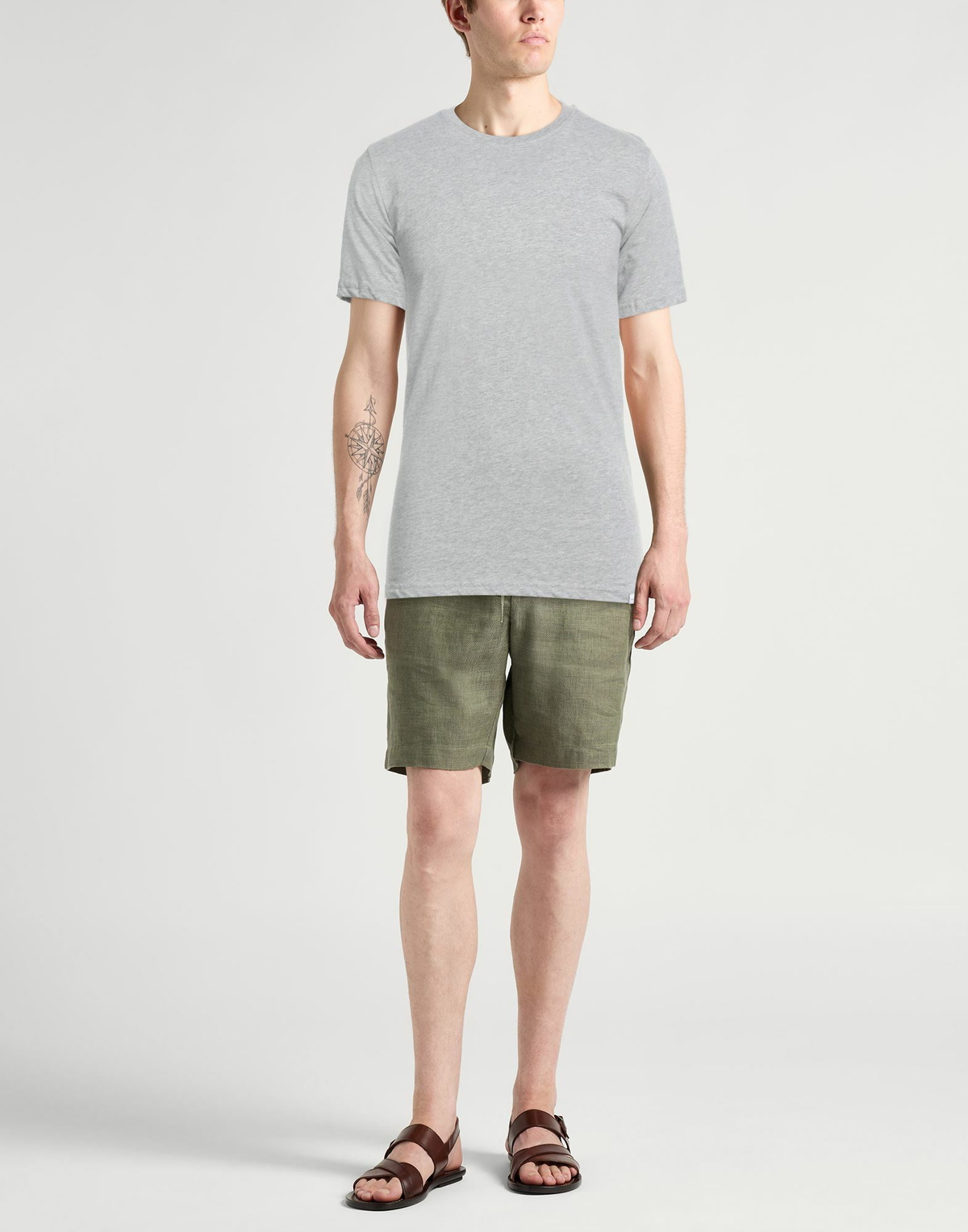 Les Deux Mens T-shirt in Grey