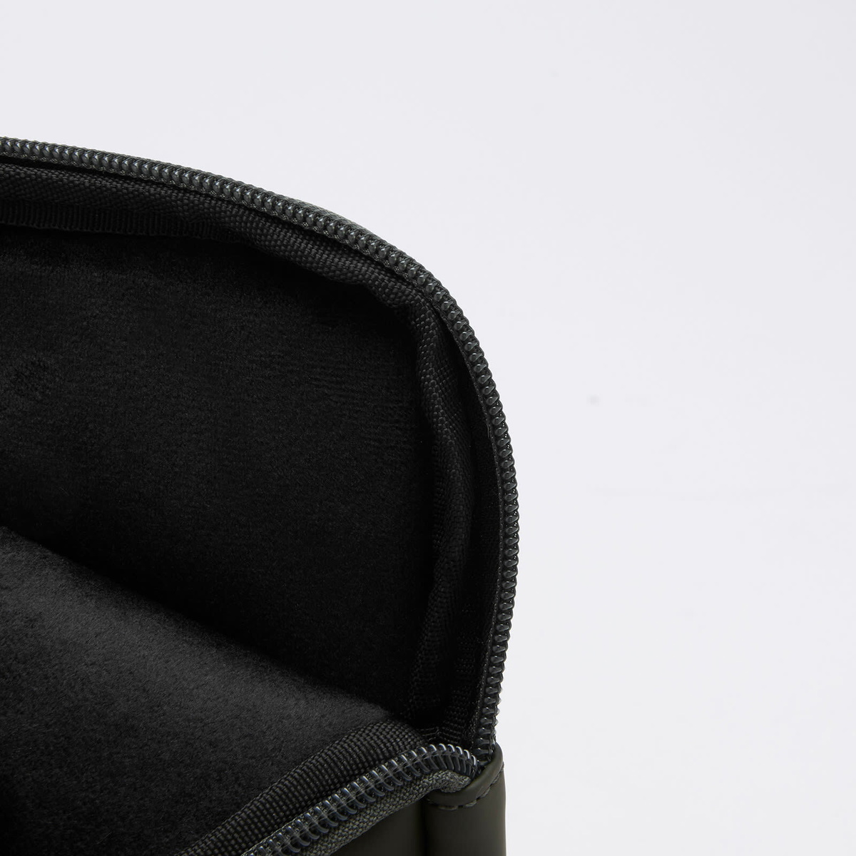 Rains Men's Trail Laptop Case 13"/14" in Green 