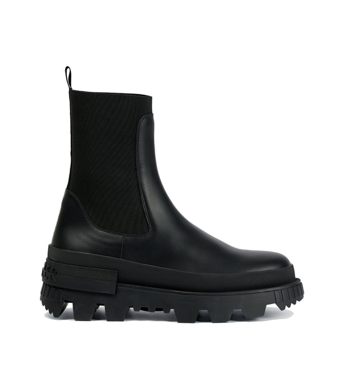 Photo: Moncler - Neue leather Chelsea boots