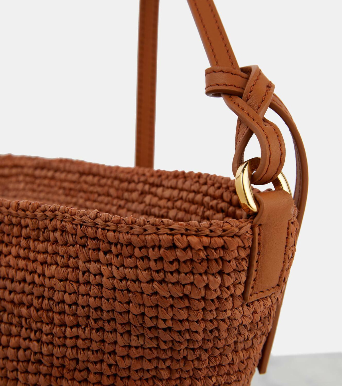 【LOEWE】Loewe raffia crossbody【新古品・新品未使用】 Loewe Slit Small raffia crossbody bag Loewe
