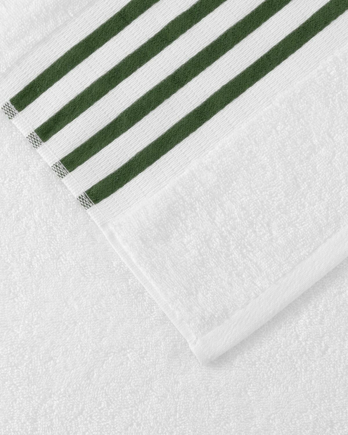 Lacoste Lcourtli Bath Towel 70 C Mx140 Cm White Home Deco