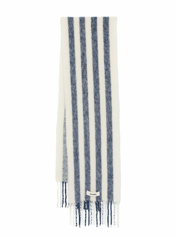 Photo: Jacquemus L'Écharpe Carro Scarf