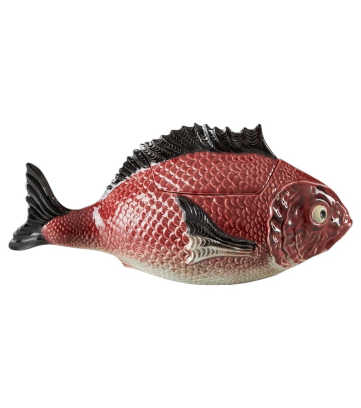 Photo: Bordallo Pinheiro Fish tureen