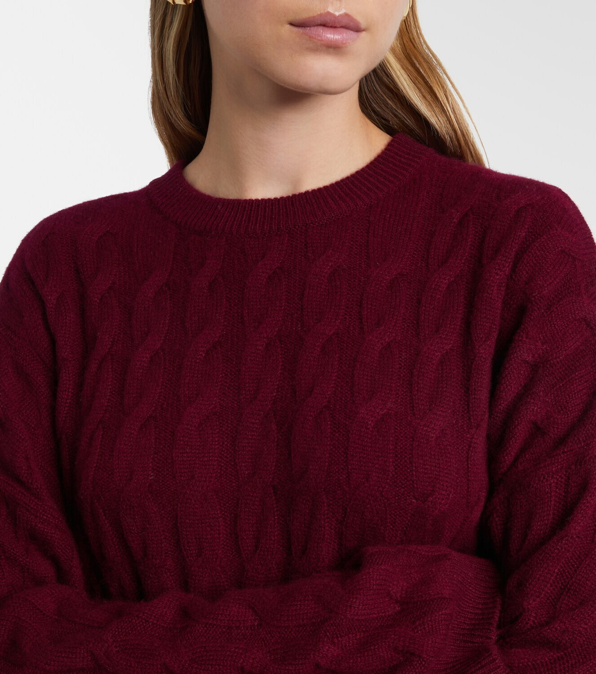 Lisa Yang Seymour cable-knit cashmere sweater