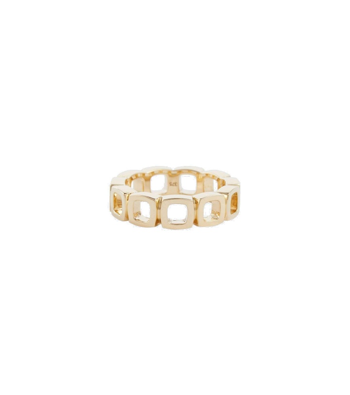 Photo: Tom Wood - Cushion Band Open 9kt gold ring