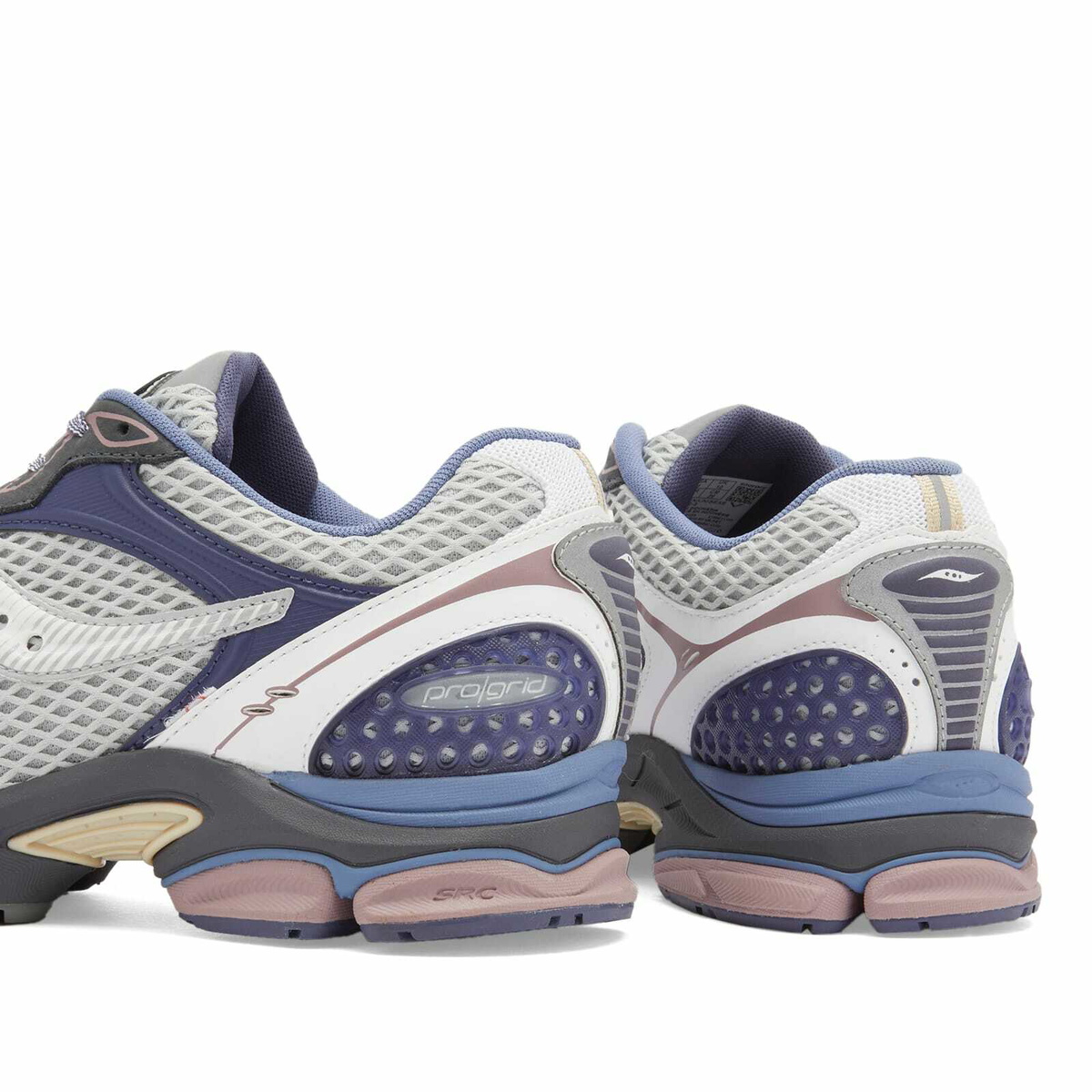 Saucony Men's Progrid Triumph 4 Sneakers in White/Blue