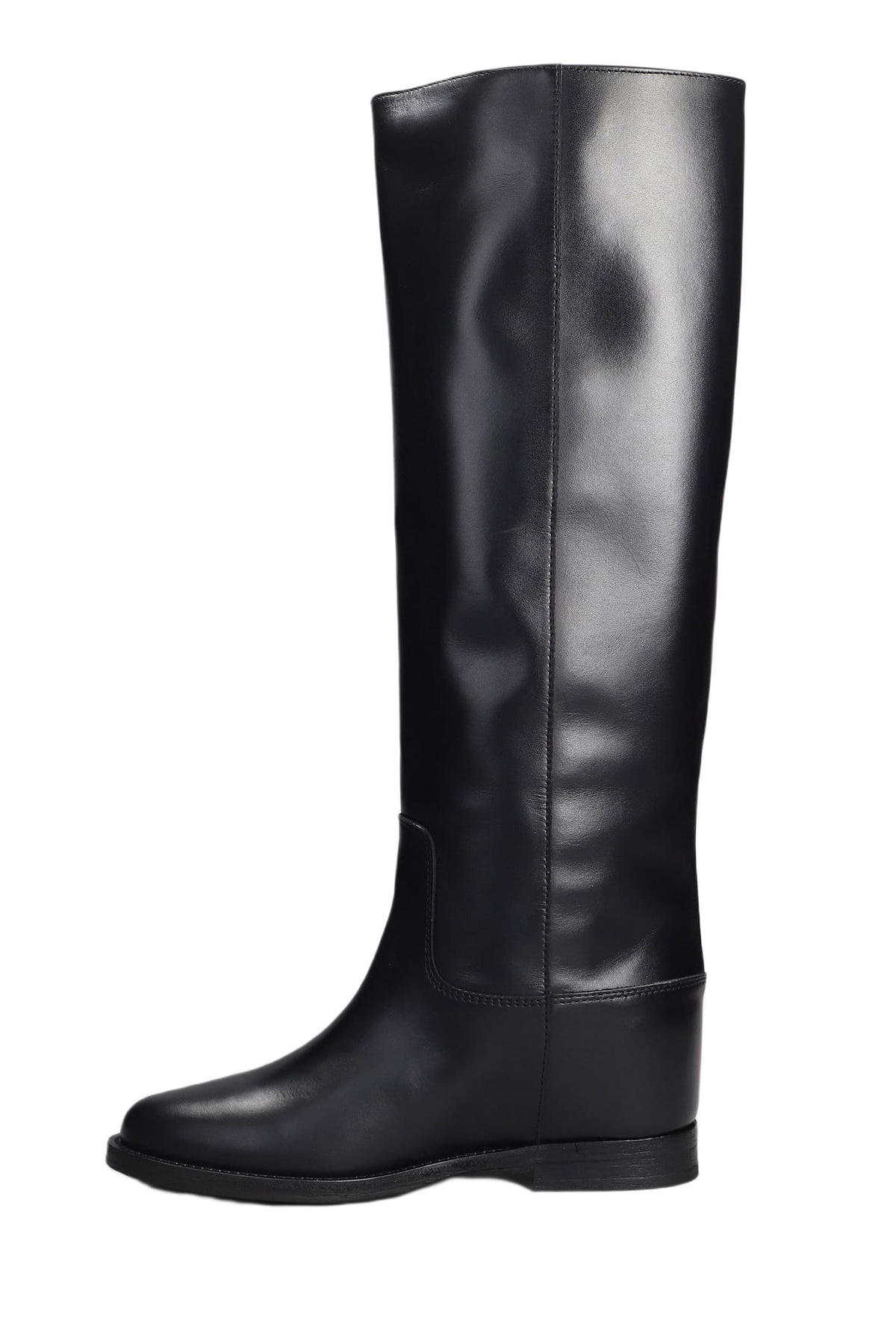 Via Roma 15 In Black Leather