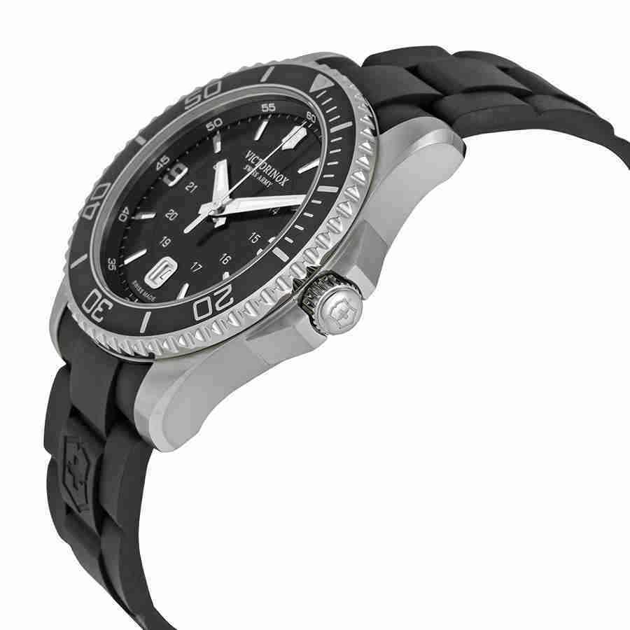 Victorinox Swiss Army Maverick Black Dial Mens Watch 241698 Victorinox