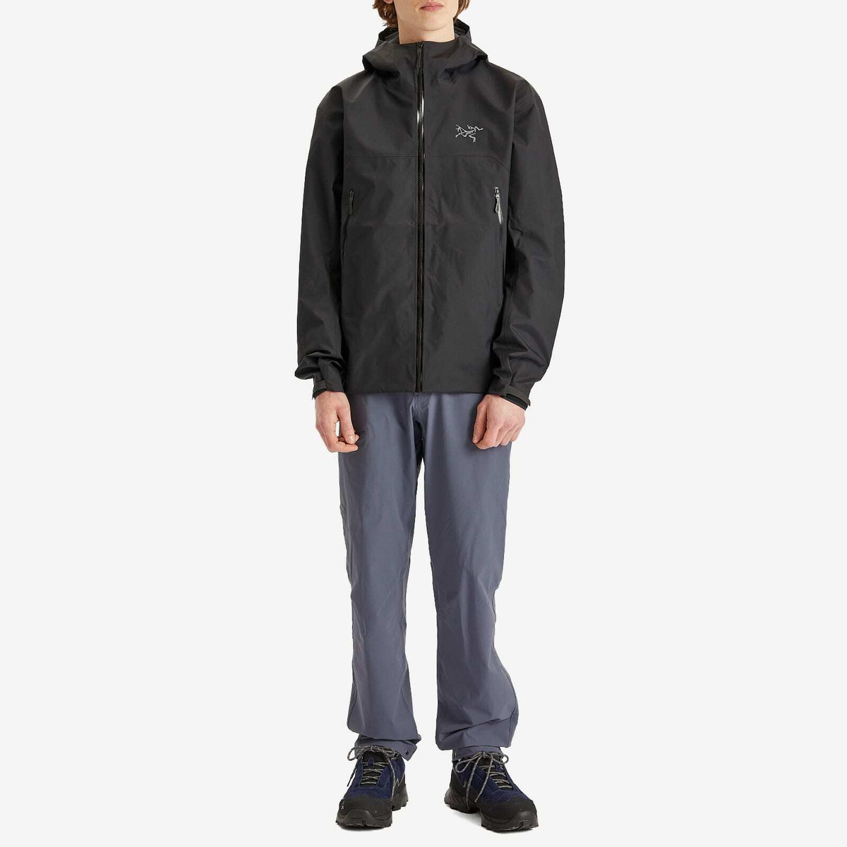 Arc'teryx Men's Beta Gore-Tex Jacket in Black