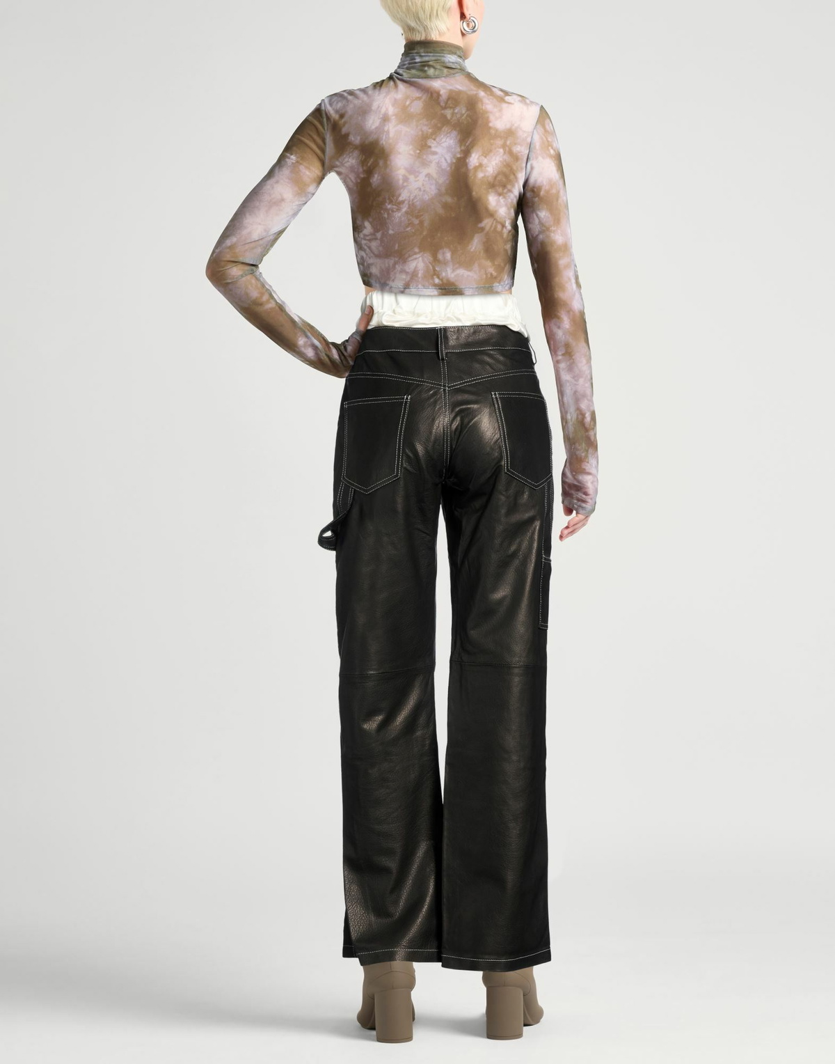 Halfboy Womens Pants in Black