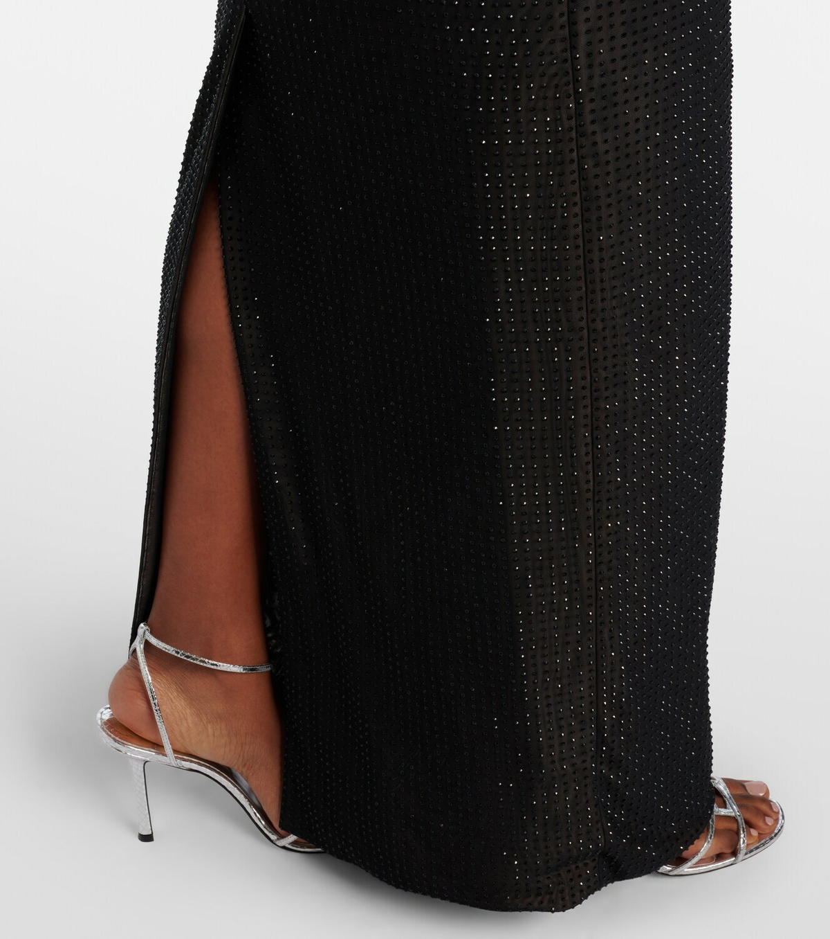 Area Crystal-embellished gown