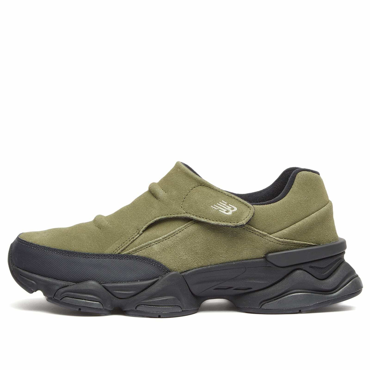 New Balance M2002NA Sneakers in Raincloud New Balance New Balance M2002NA Sneakers in Raincloud New Balance