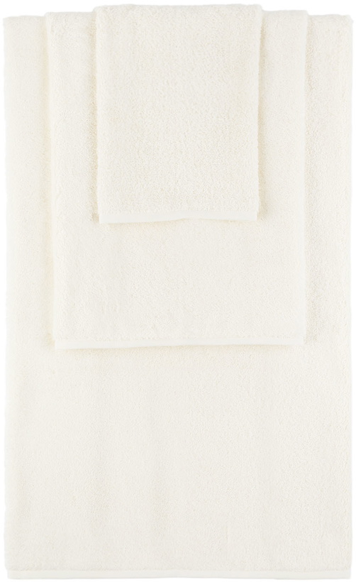 Photo: Tekla Off-White Solid Three-Piece Towel Set