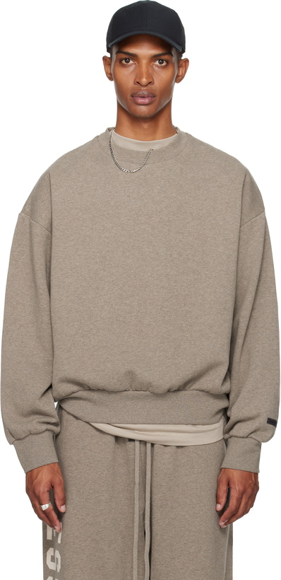 Photo: Fear of God ESSENTIALS Brown Classic Fit Fleece Crewneck Sweatshirt