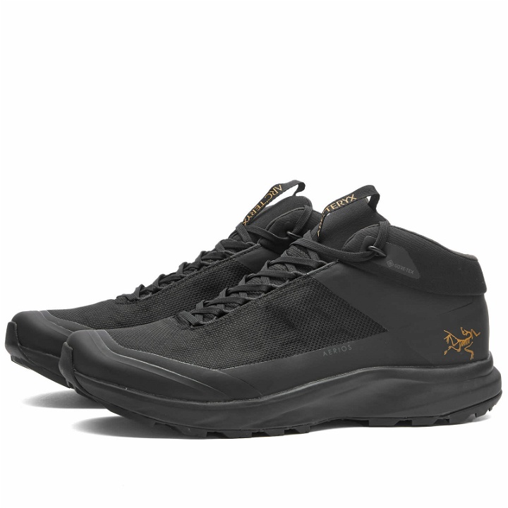 Photo: Arc'teryx Men's AERIOS FL 2 MID GTX M Sneakers in Black