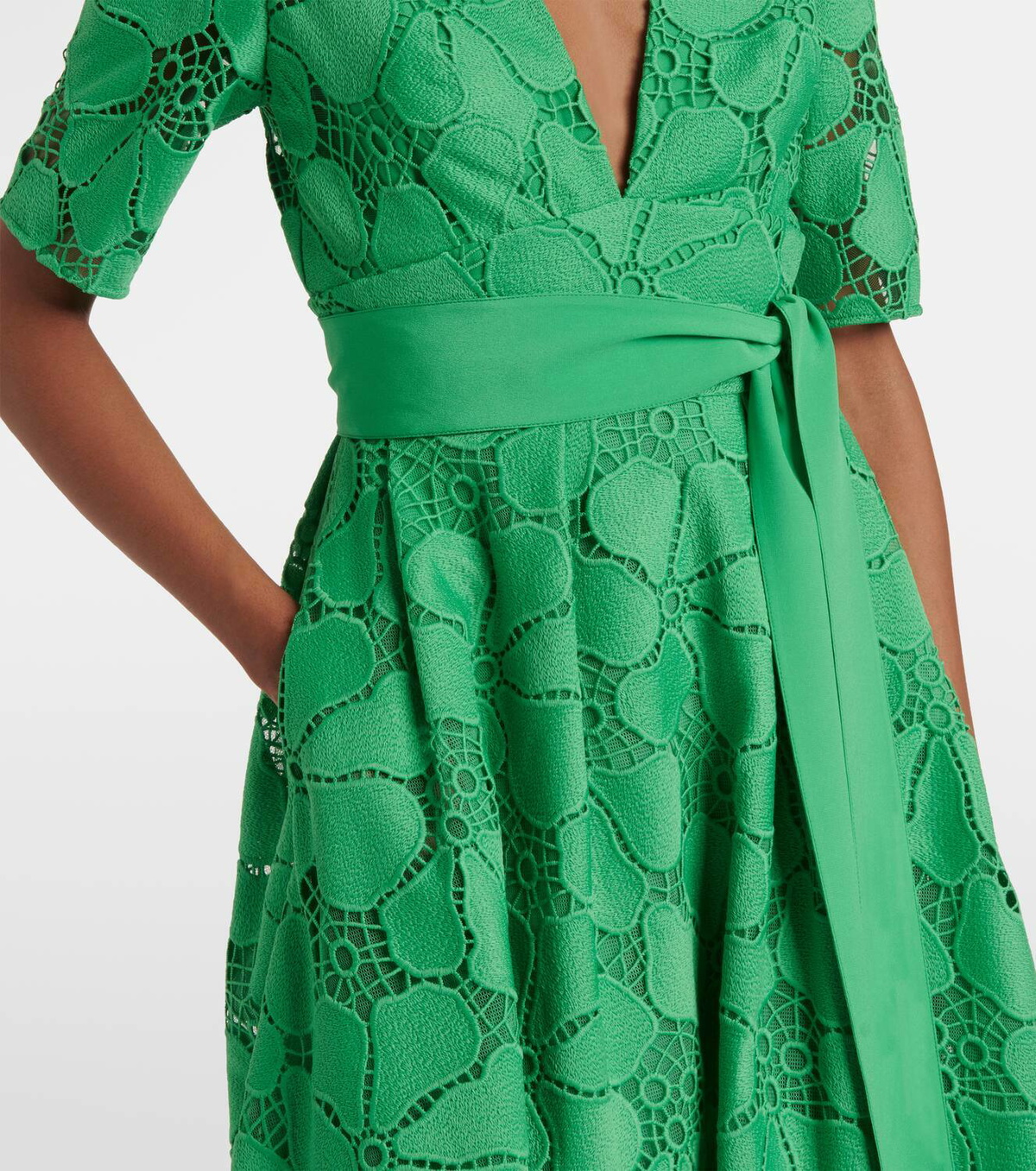 Elie Saab Macramé belted gown
