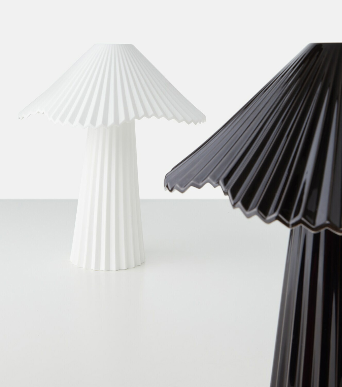 Serax Uala table lamp by Sebastian Herkner