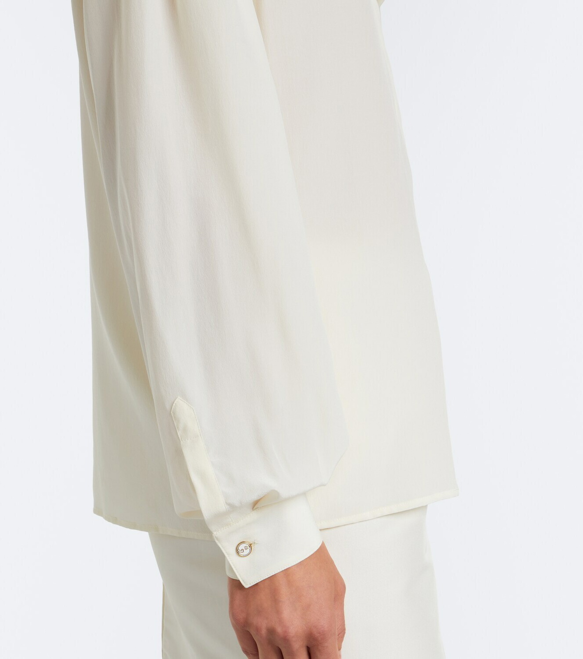 Gucci Tie-neck silk crêpe de chine blouse