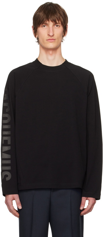 Photo: Jacquemus Black Les Classiques 'Le t-shirt Typo manchés longue' Long Sleeve T-Shirt