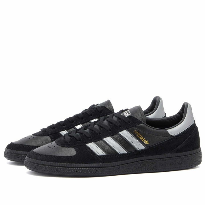 Photo: Adidas Handball Spezial Wm in Core Black/Silver& Carbon