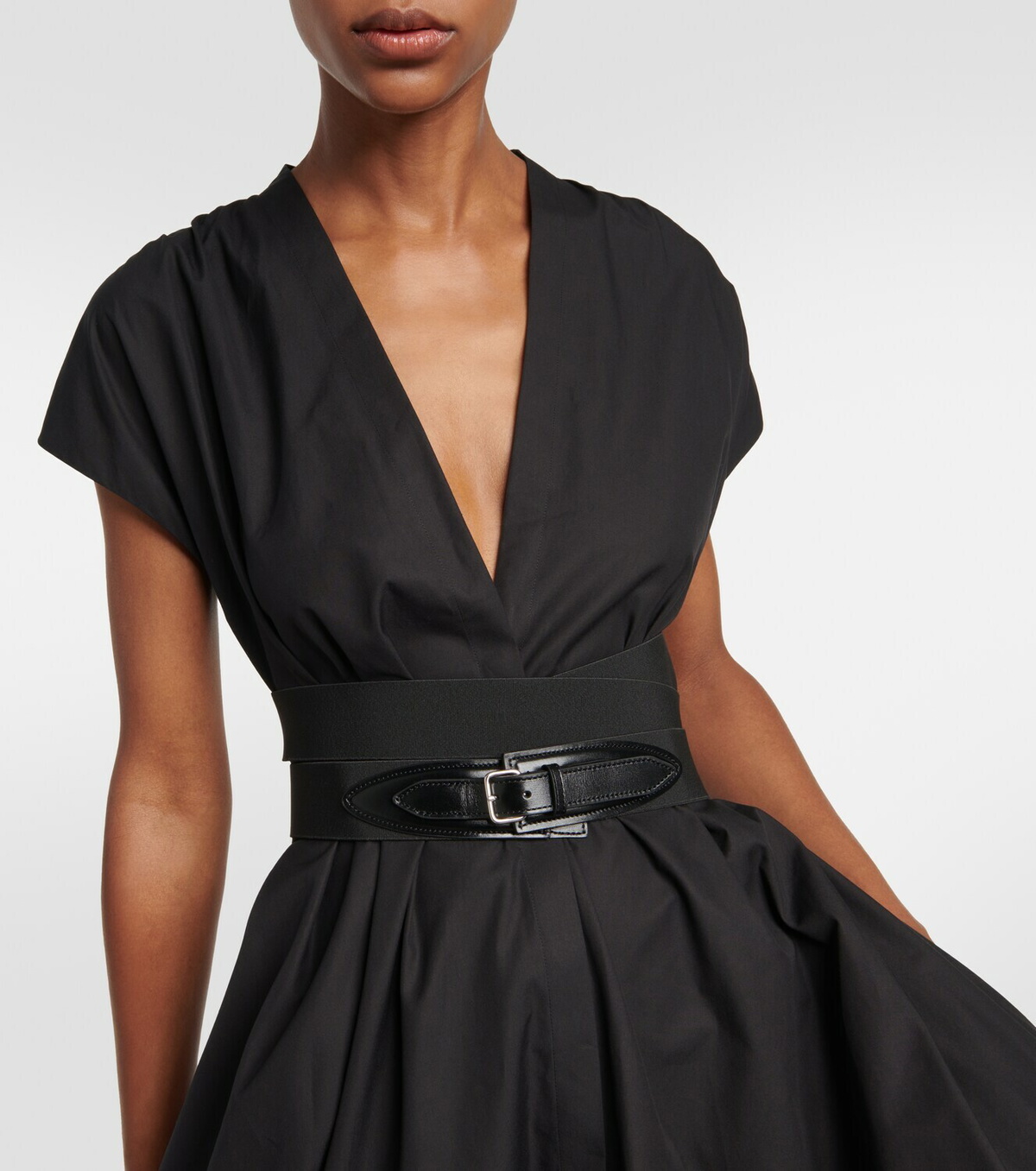 関税込 ALAIA Belted cotton poplin midi dress 634323 Belted cotton poplin midi dress in black - Alaia | Mytheresa