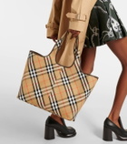 Burberry Burberry Check Medium canvas tote bag