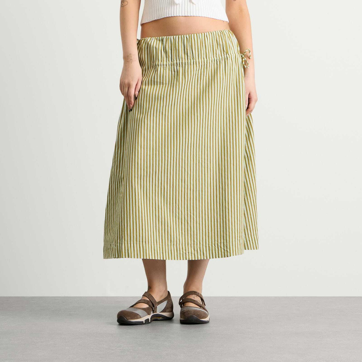 Damson Madder Women's Caspia Volume Midi Skirt in Basil