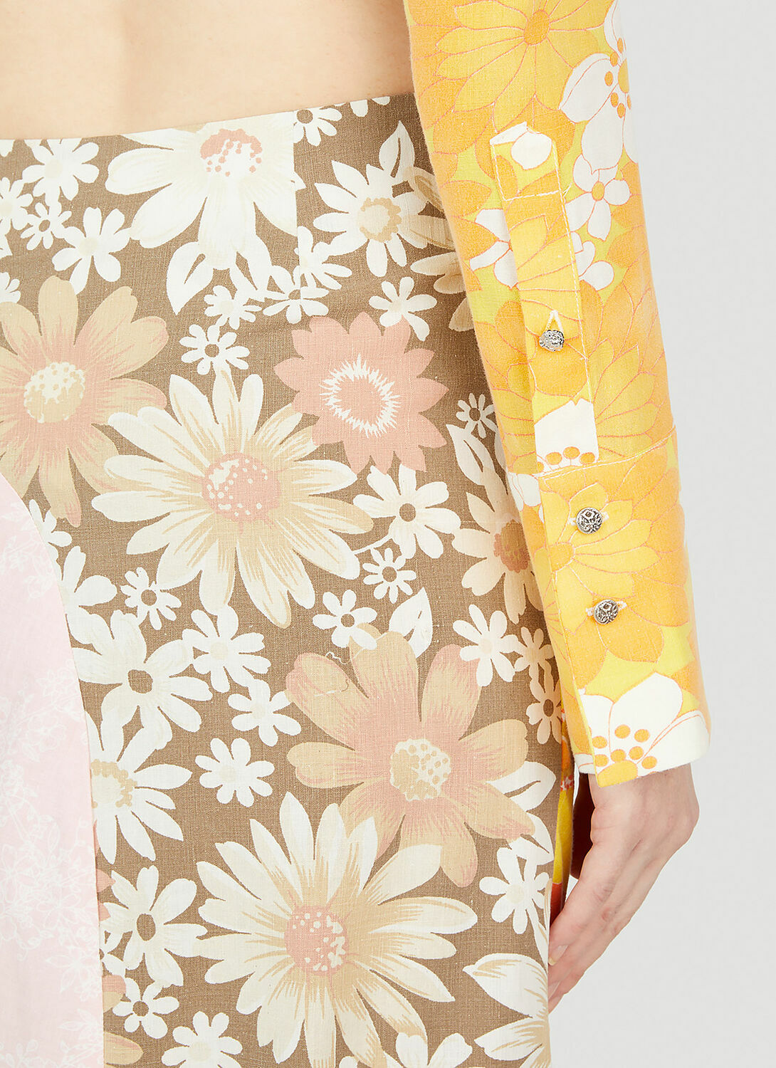 Rave Review Sommar Flower Cropped Shirt