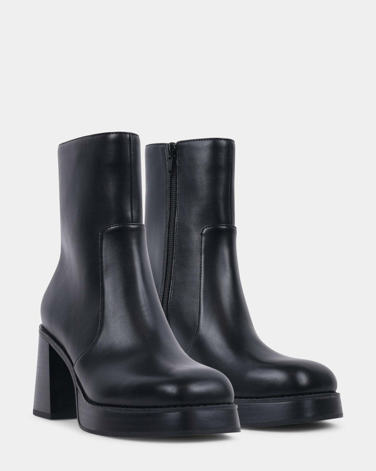 Steve Madden Jaded Booties in Black