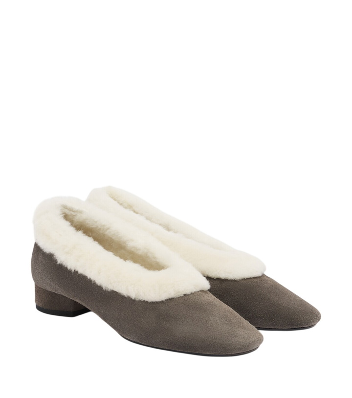 Photo: Aeyde Delia shearling-lined suede ballet flats