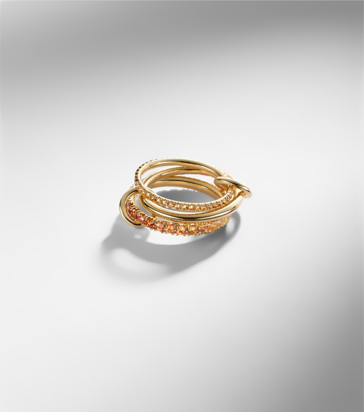 Spinelli Kilcollin Norah Ombré 18kt gold ring with sapphires