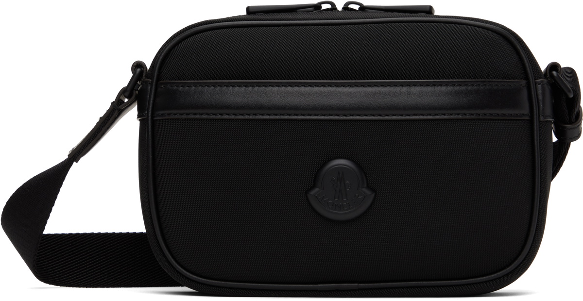 【MONCLER】送料/関税込 Crossbody Bag MONCLER Vertical Leather Crossbody Bag Moncler
