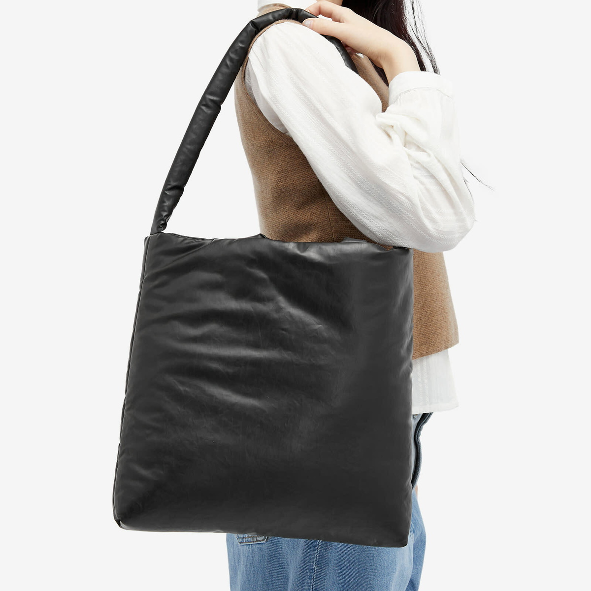 KASSL Editions Women's kassl Pillow Medium Oil Bag in Black 