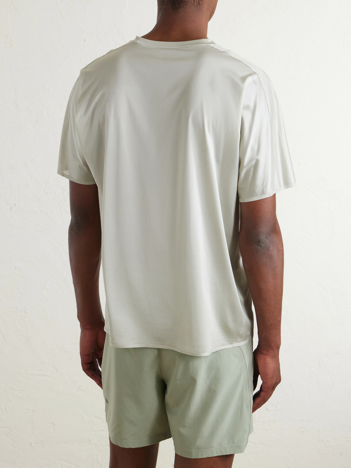 Satisfy - HeatCrush™ T‑Shirt - Silver