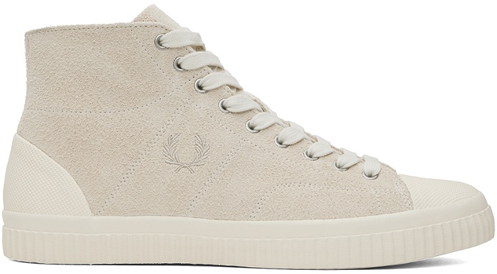 Photo: Fred Perry Off-White Hughes Sneakers